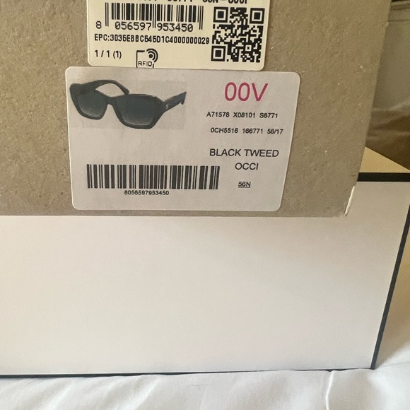 Authenticic Chanel Butterfly Sunglasses - Picture 7 of 14